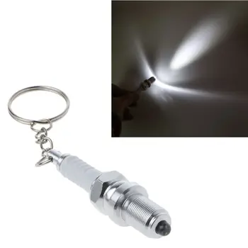 LED Baterka prívesok Spark Plug Keychain Mini Auto Časť Mimo Kemp Kľúč