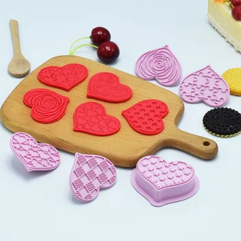 Nové Valentína Láska Srdce Biscuit Fréza Plesne DIY Pečenie Fondant Námrazy Poleva Cookie Embosser Formy Cake Zdobenie Nástroje